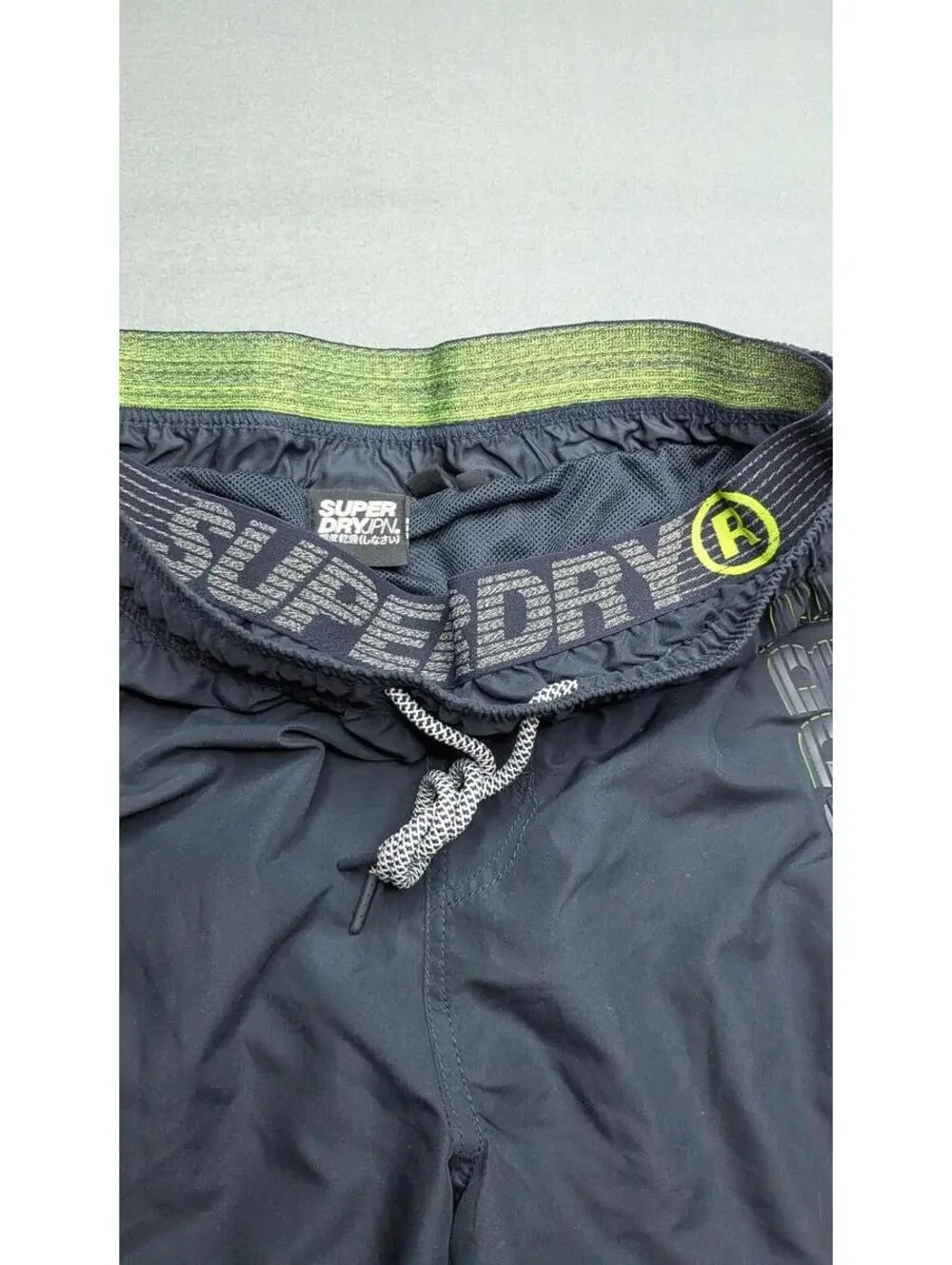 Superdry Swim Shorts Mens Large Black Elastic Waist Lined Trunks Pockets